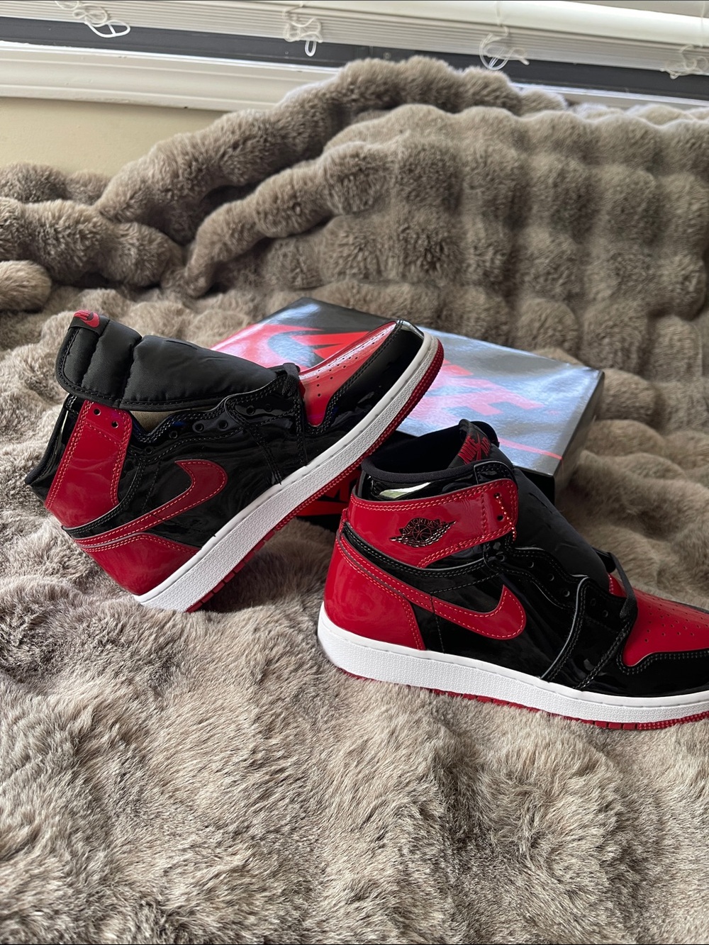 Nike Air Jordan 1 High OG Black/Red Patent